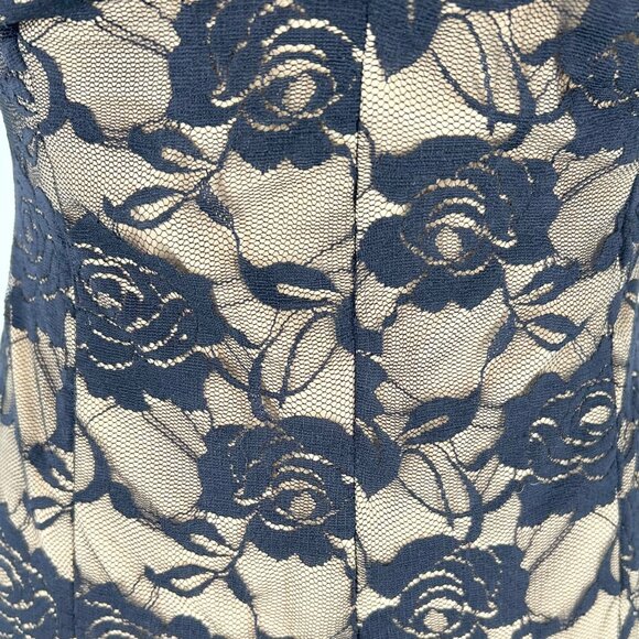 NWT Norma Kamali Strapless Lace Corset Fishtail Gown in Black Roses/Nude - Picture 6 of 11